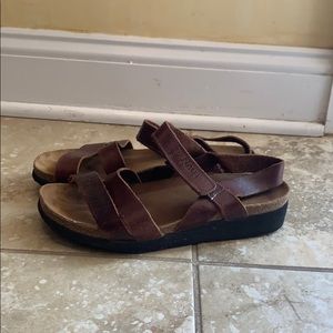 Naot leather sandal